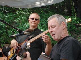 Lutz Kowalewski & Tim Cross Lutz Kowalewski & Tim Cross
